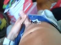 
	Voila premier fois que je fais une vid&eacute;o alors que je me r&eacute;gale avec mon corp je suis g&ecirc;ner mais j aime exp&eacute;rimenter :)
