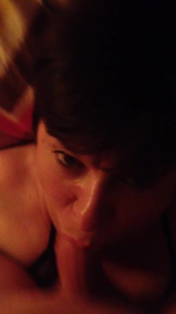 
	mon homme baise ma bouche
