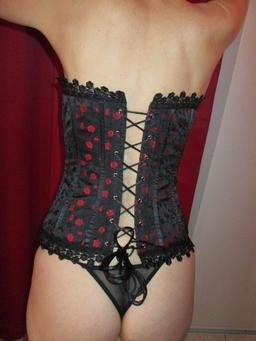 Corset Cabernet