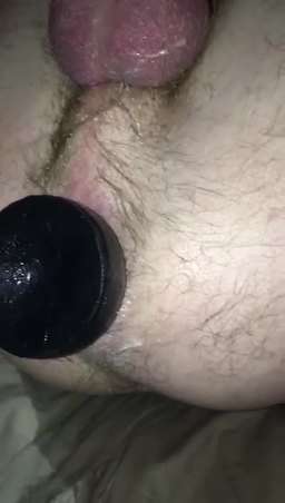 Plug xxl dans mon cul